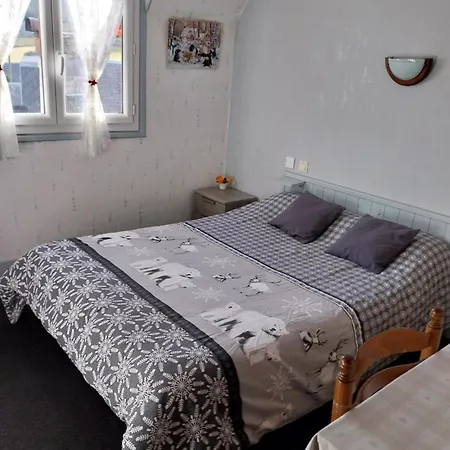 Otel Les Deux Cols 2*