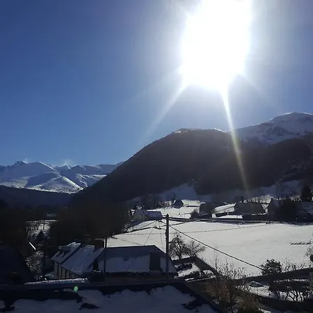 Les Deux Cols Otel 2*