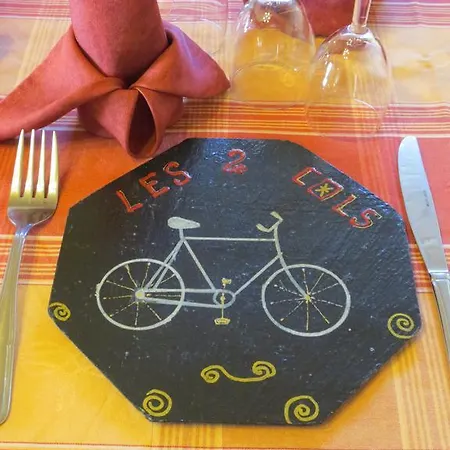 Les Deux Cols Otel 2*